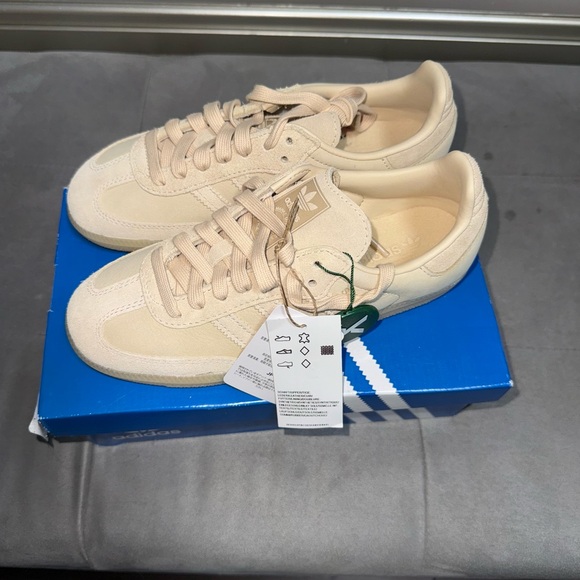 Adidas Samba Beige Sneakers - Picture 1 of 6